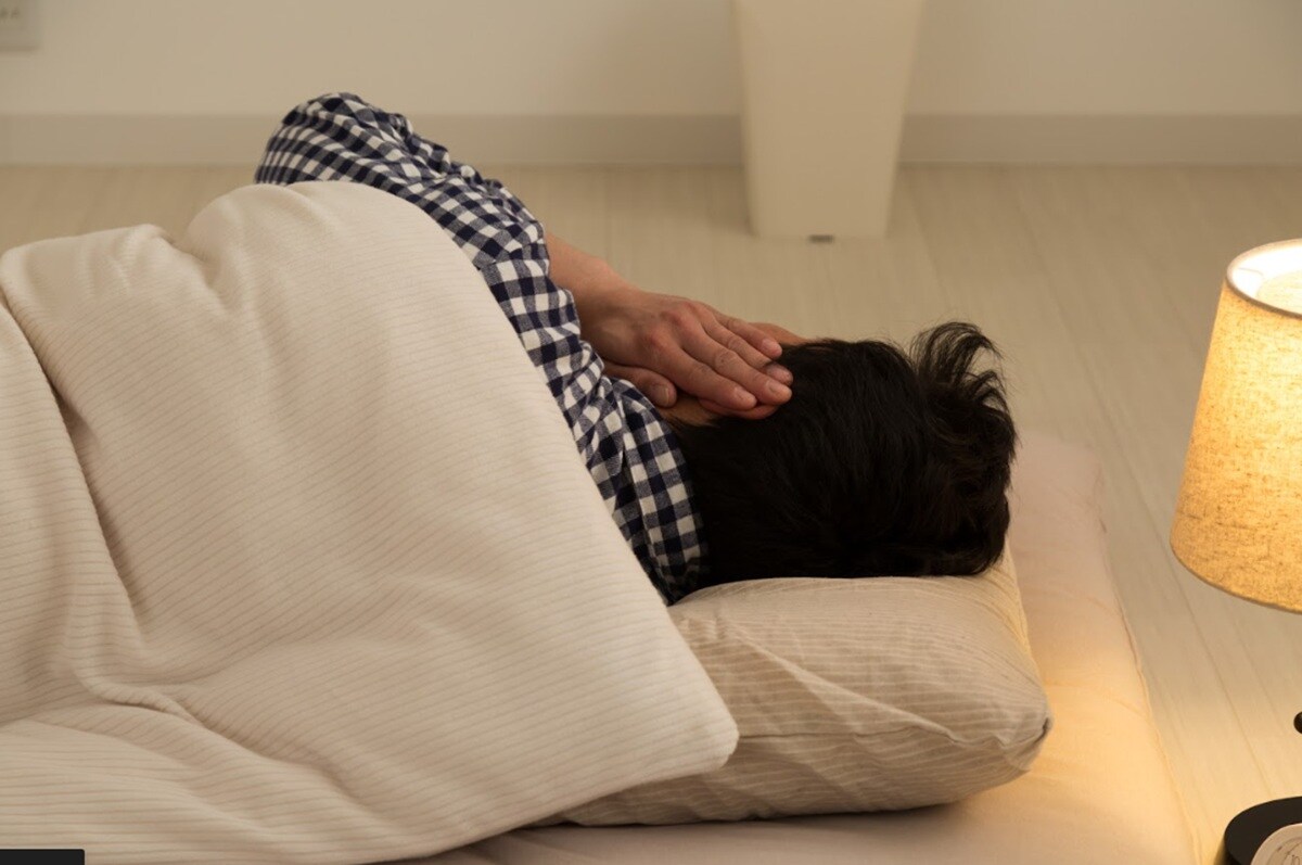 深夜のゲーム絶叫と壁ドンにイライラ。隣人宅に注意文を投函するも効果なし⇒安眠を取り戻した方法とは