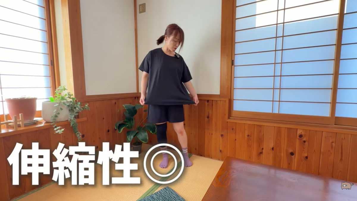 ワークマン「レディース メディヒール(R)ルーム半袖シャツ」は伸縮性抜群！