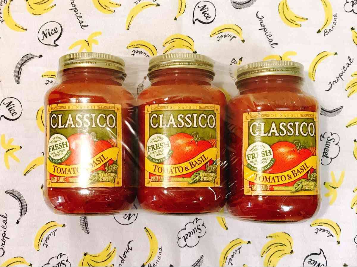コストコで買える「クラシコパスタソースバジル＆トマト」1958円（税込／購入時）