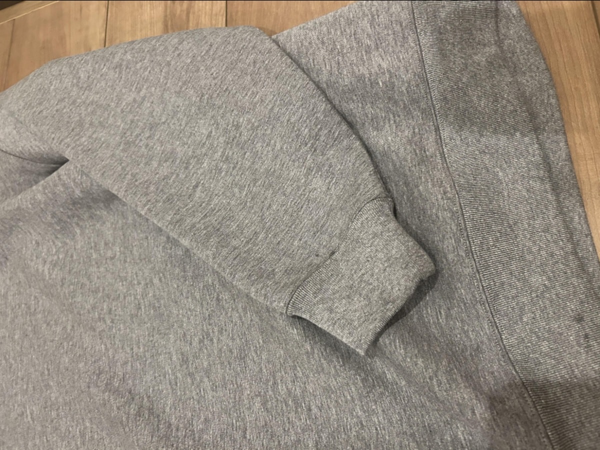 ユニクロの「オーバーサイズスウェットシャツ」