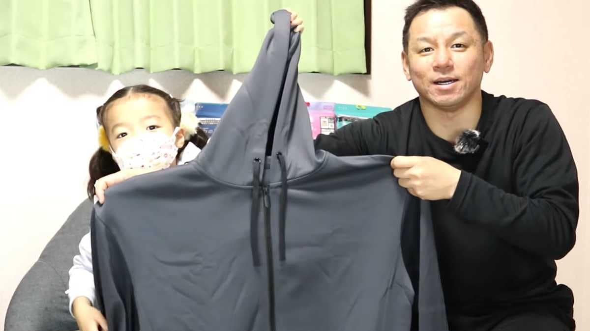 ワークマン「メディヒール(R)アクトフーディ」は生地の質感が高い