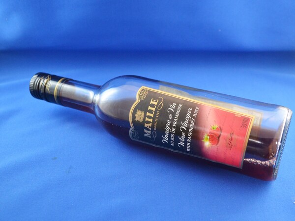 サラダのドレッシングにおすすめ！マイユ「ラズベリー果汁入りワインビネガー」