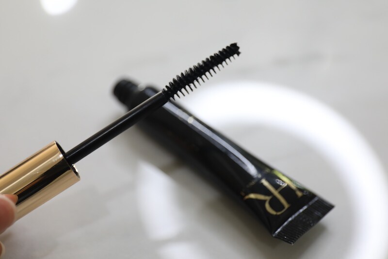 まつ毛のダメージが気になる人に！ヘレナ ルビンスタインの「ラッシュCC」