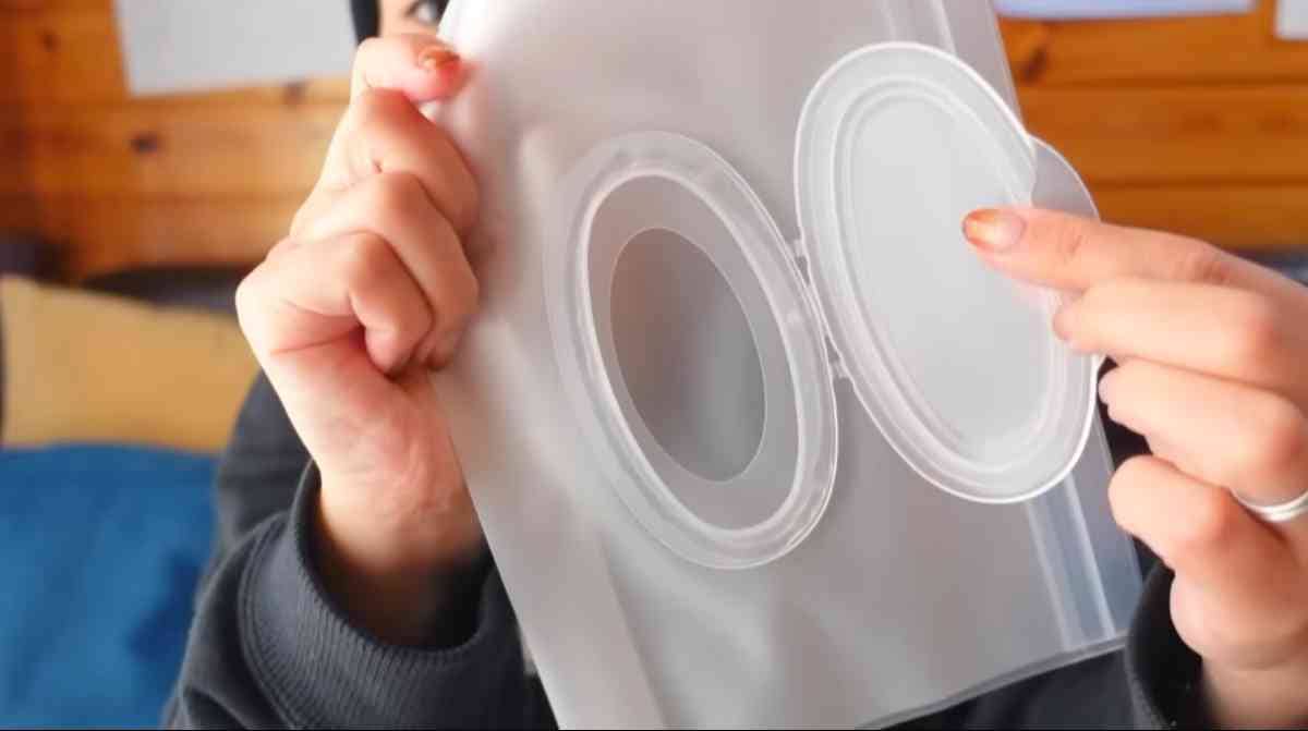 セリア蓋付きウェットシートケース