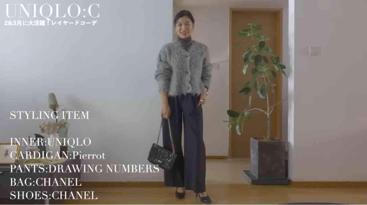 ユニクロ：Cの「極暖ヒートテックカシミヤブレンドタートルネックT」