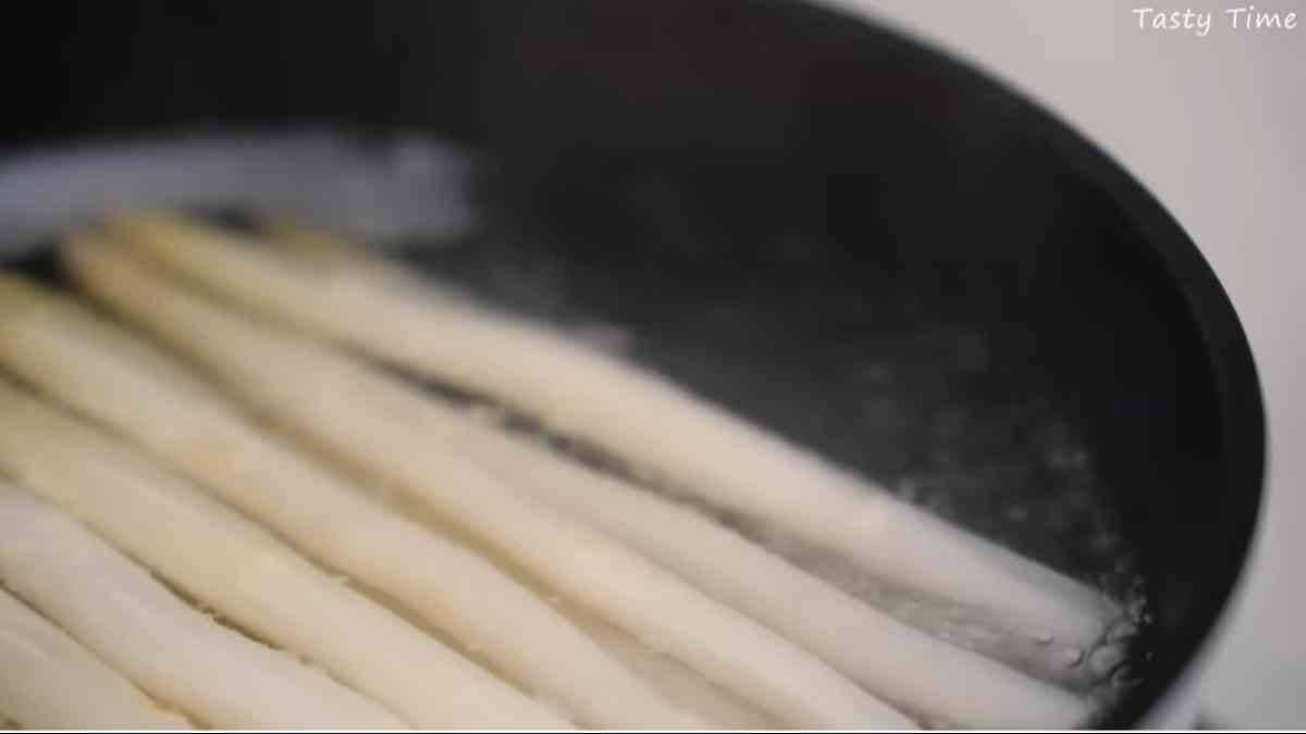 コストコ┃ホワイトアスパラの茹で方と保存方法