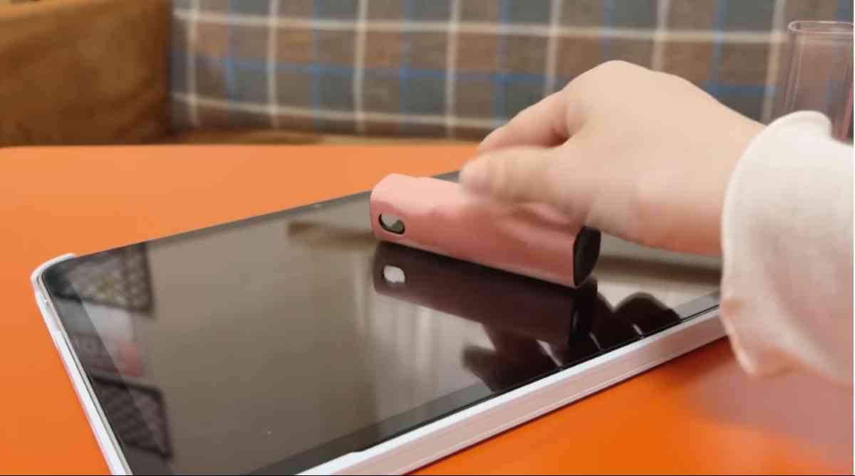 ダイソー┃スクリーンクリーナー