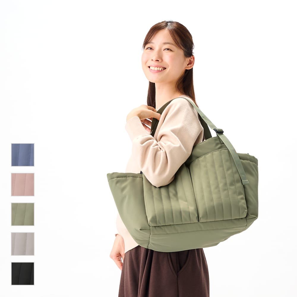 ワークマン「高撥水マザーズキルティングマルチアウトポケットトート」