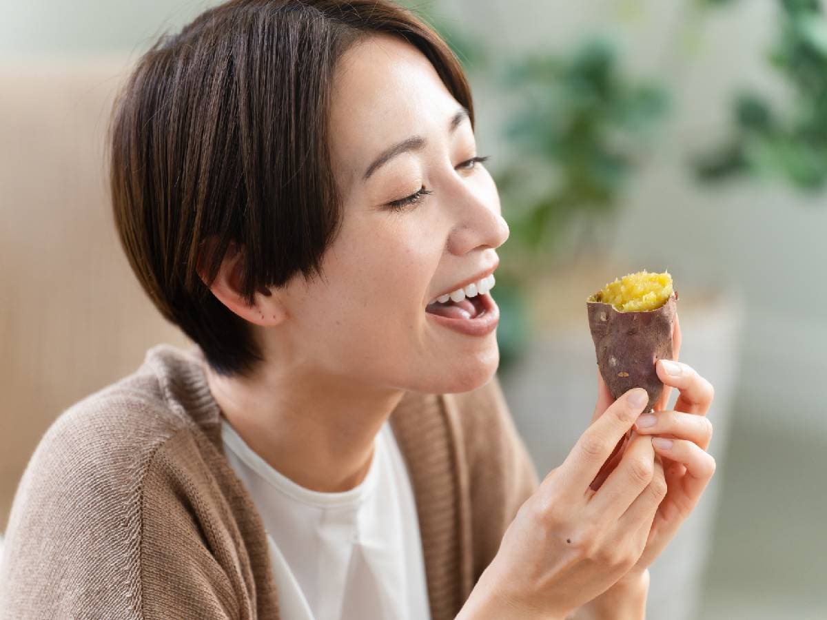 満足度3.3倍の差は、節約の出口戦略！平日は焼き芋で食費300円、浮かせたお金は年1回の贅沢旅行へ全振り（40代女性）