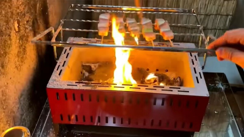 おトクなキャンプギアで話題！ホムセン「ナフコ」の万能七輪が庭キャンプにぴったり◎