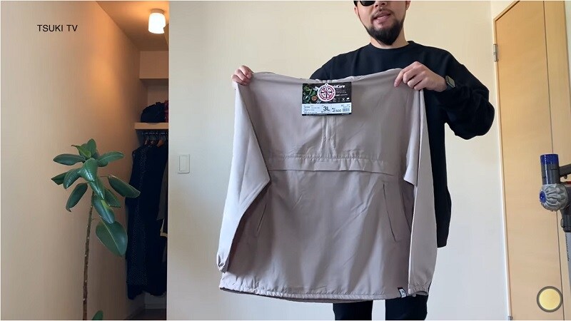 嫌な虫を寄せ付けない【ワークマン】アウトドアに最適な2500円の「防虫パーカー」