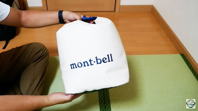 保冷力抜群！【モンベル】ドリンクの冷たさを保つ「ロールアップクーラーバッグ」