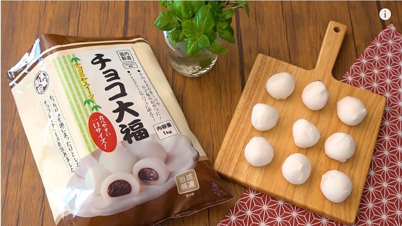 【業スー】大福をタイ焼きにアレンジ⁉1kg300円「チョコ大福」が冬のおやつに◎