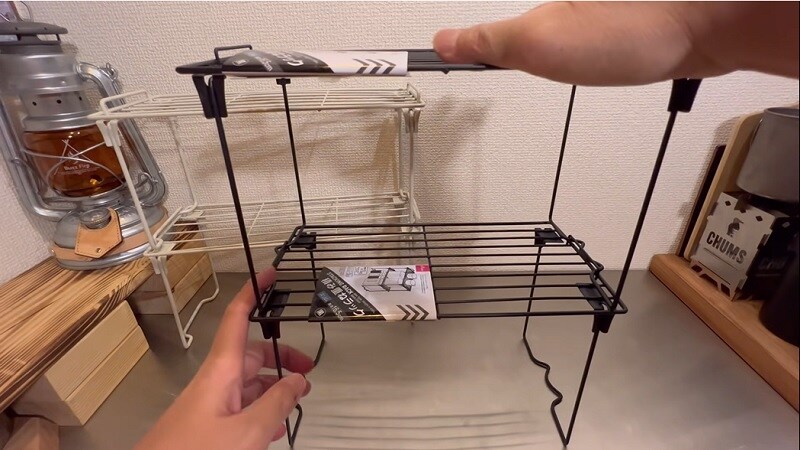 【ダイソー】キャンプ場でギアをかっこよく収納◎「積み重ねラック」が一軍入り確定！