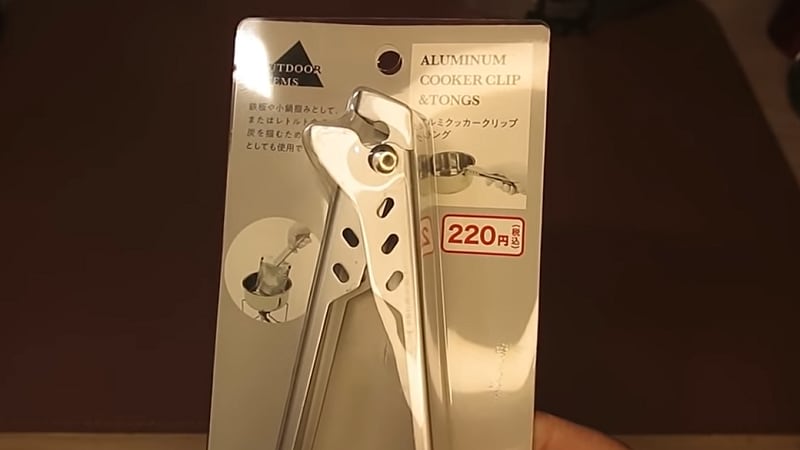 【キャンドゥ】2WAY仕様の「アルミクッカークリップ&トング」がキャンプ自炊に◎