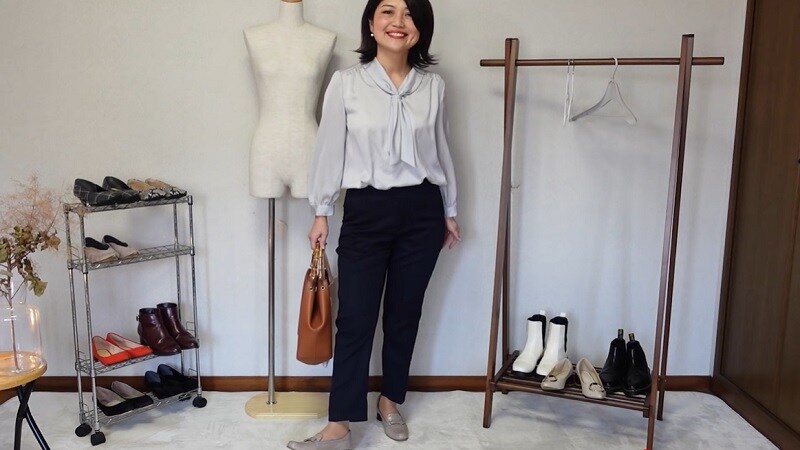 40代コーデに◎【しまむら】卒園入学シーズンにも使える「とろみボウタイブラウス」