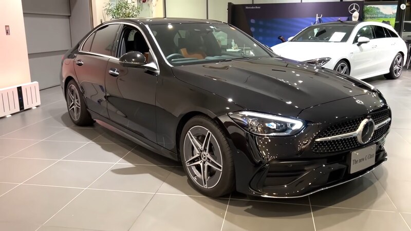 メルセデス憧れの【新型Cクラス】が最高峰！これからの時代をリードする1台⁉