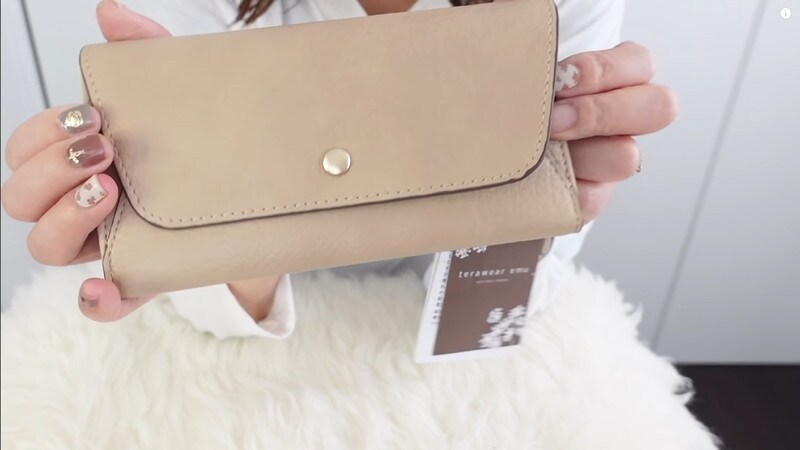 【しまむら】バイカラーが可愛い！3点セットの「マルチ財布」が1969円