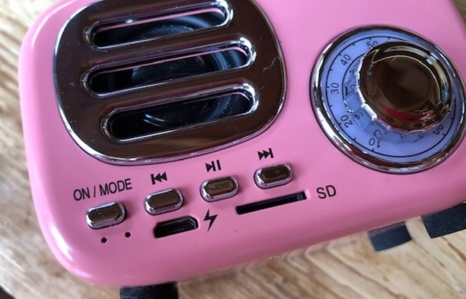 100均の人気スピーカー5選！Bluetoothや防滴タイプなどおすすめを厳選