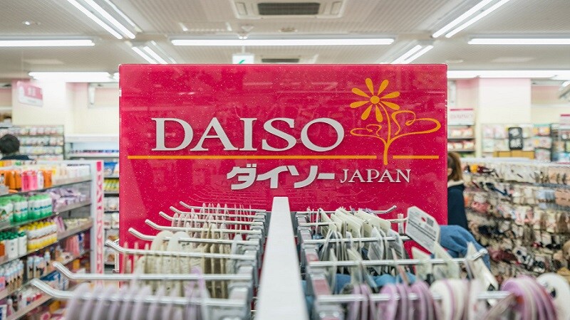 【100均】キャンプに便利！「調理用ギア」人気ランキング、1位は切れ味抜群の…