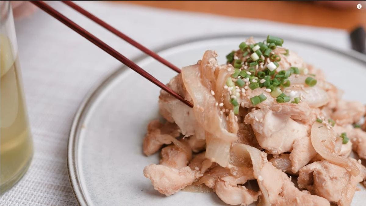 冷凍で下味◎「鶏むね肉のチャーシュー風」は高たんぱくでダイエットにも！