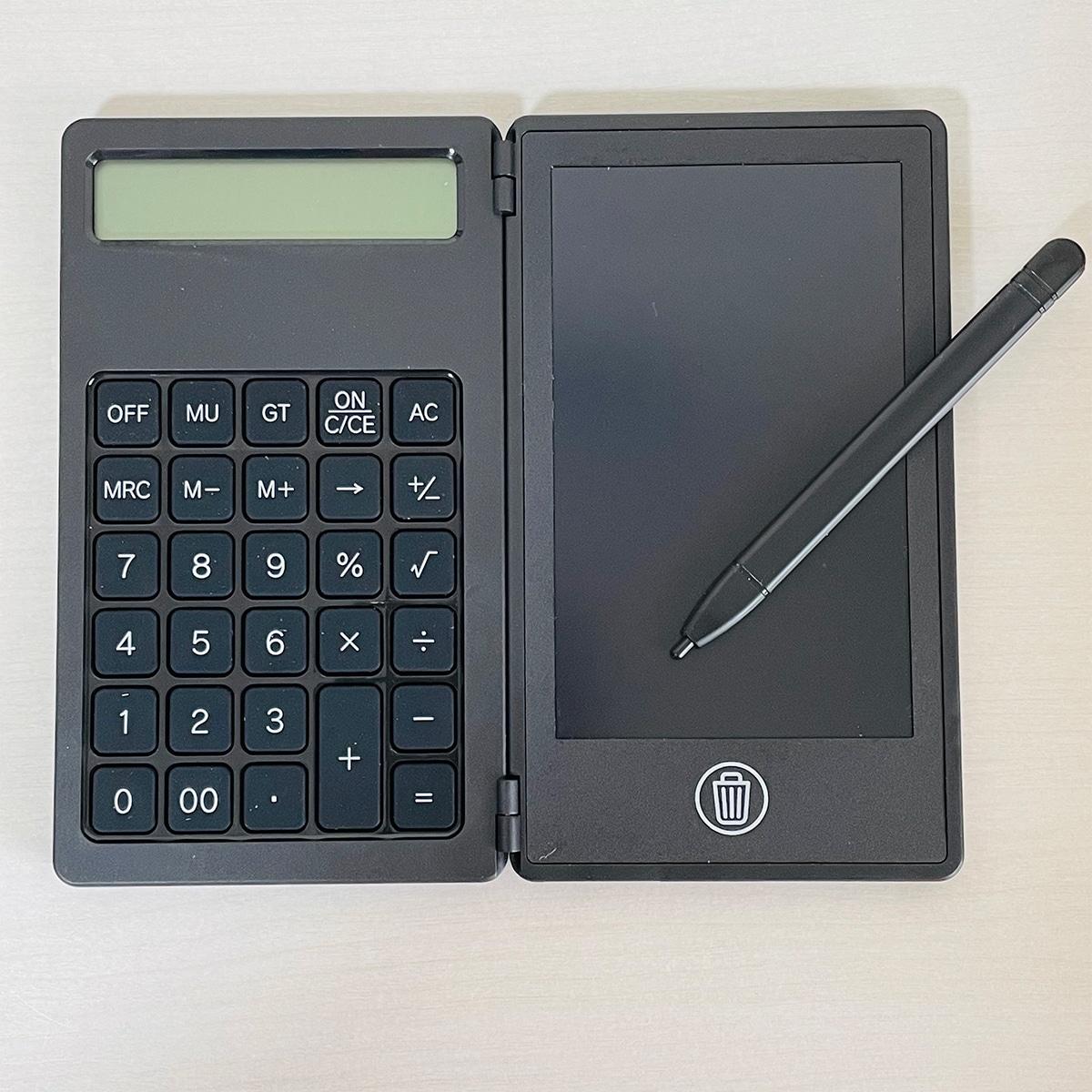 ダイソーからついに出た！電卓付き電子メモパッドが使いやすくてとっても便利！