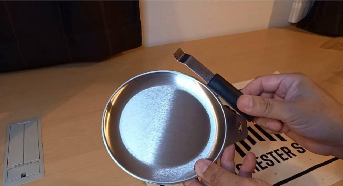 ダイソー「キャンプギア」人気ランキング！便利なフライパンやテントも入るトートも