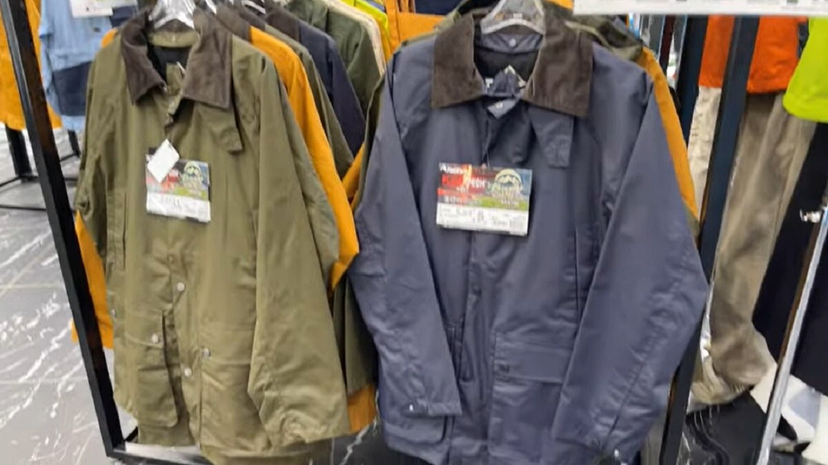 秋冬新作！【ワークマン】2WAYウォームマウンテンレインパーカーの商品詳細を解説