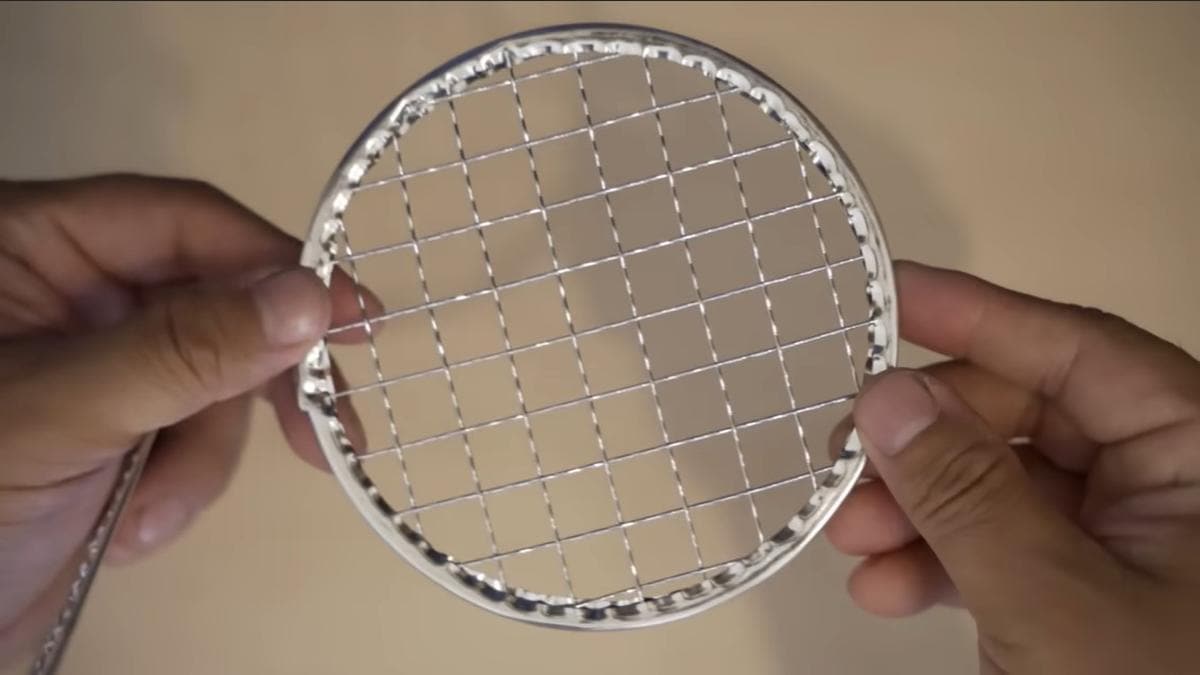 ダイソーの「焼き網」は丸型と角型のお得な2種類入り！アルストにちょうどいい◎