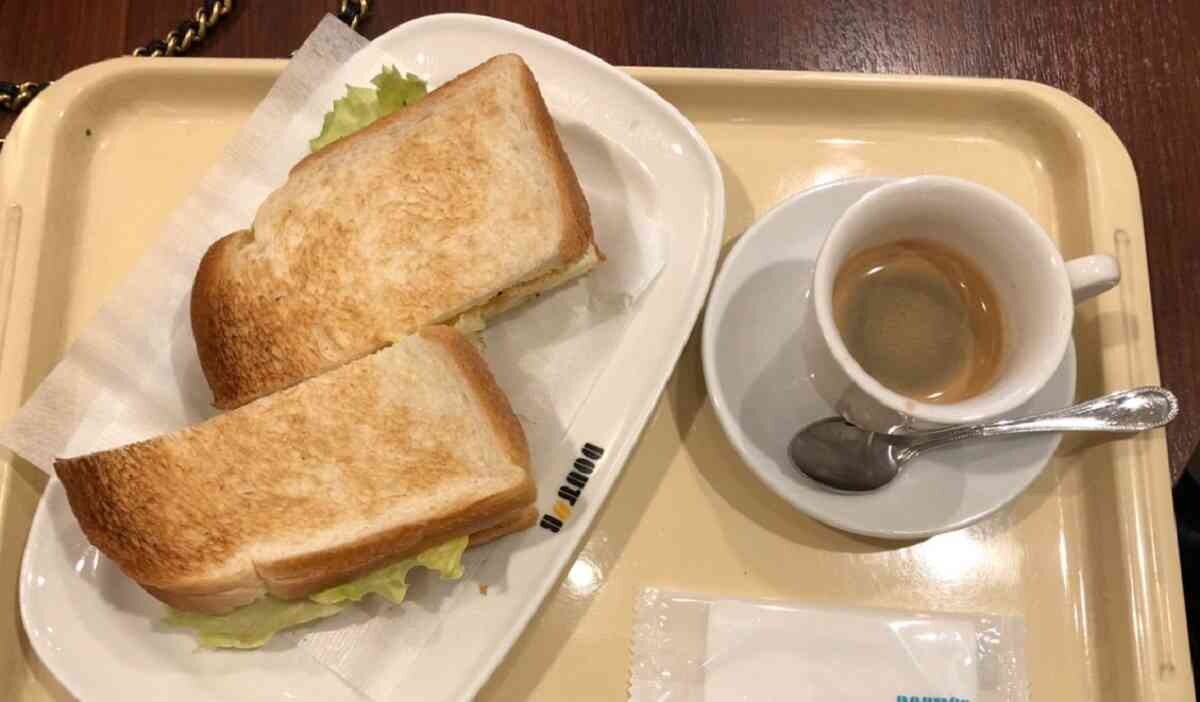 人気カフェチェーン店の「モーニング」週間ランキング！スタバ・ドトールを抑えた1位は？