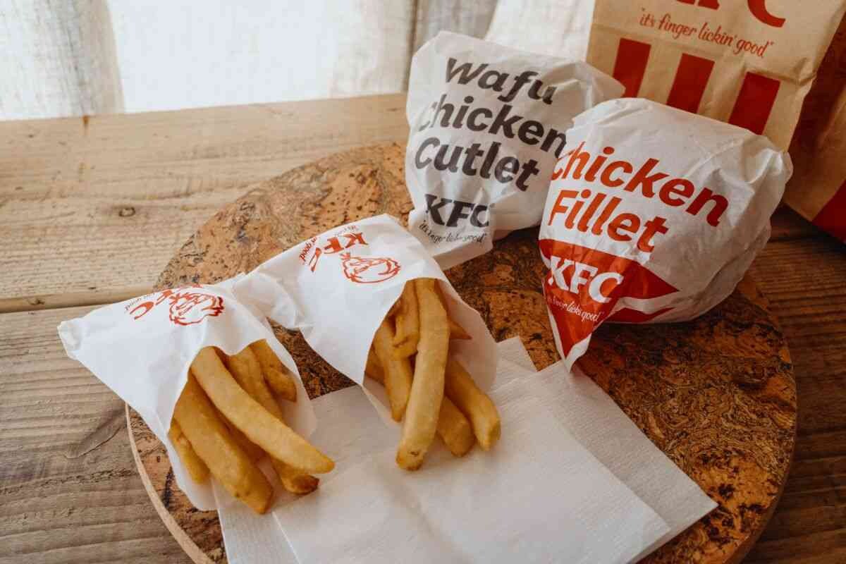 【ケンタッキー】100円お得な「ケンタランチ」は10〜16時限定！バーガーセット2種を食べ比べ