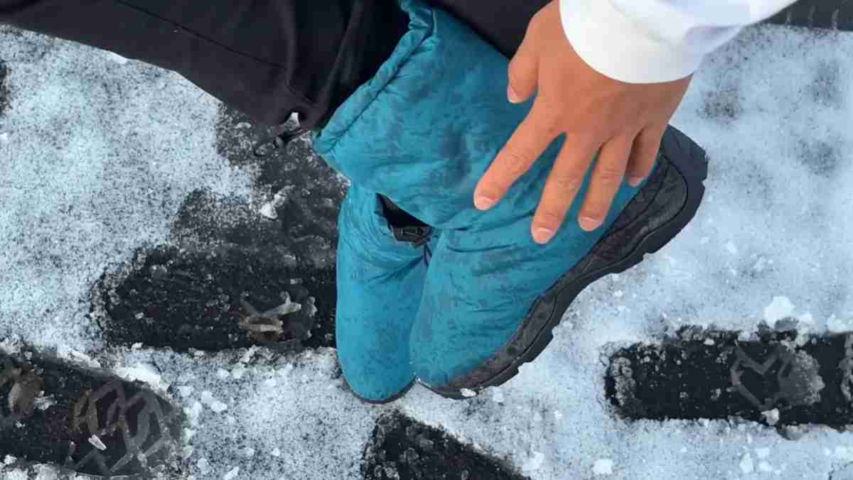ワークマン「防寒ブーツ 氷雪耐滑ケベックネオ」は雪道の歩行も安心！
