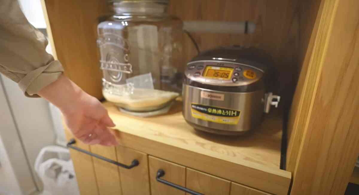 【ダイソー】100均グッズの活用術！コードの収納など「暮らしのプチストレス」を解消するアイテム3選