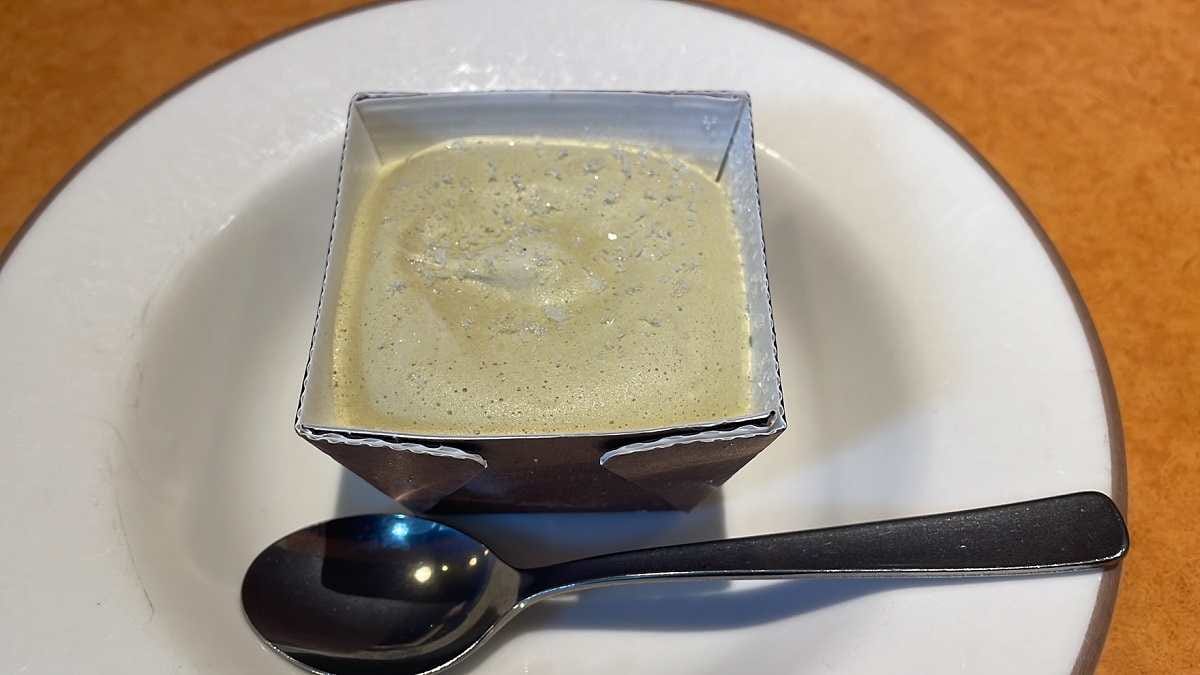 【サイゼリヤ】新作スイーツ「シチリア産ピスタチオのジェラート」を実食レビュー！値段やカロリーは？