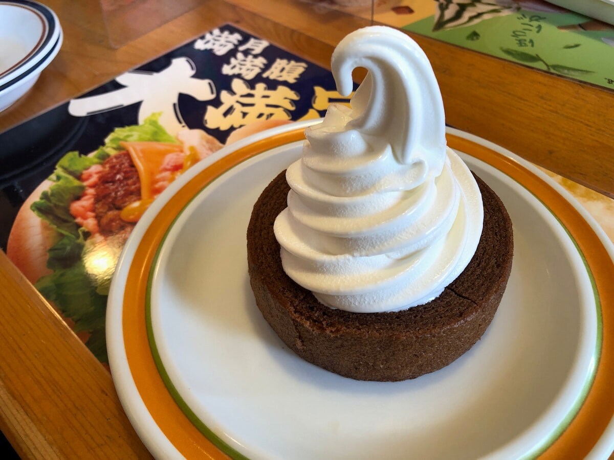 【コメダ】定番シロノワールや2024年新作も！おすすめデザート3選・気になる味やカロリーは？