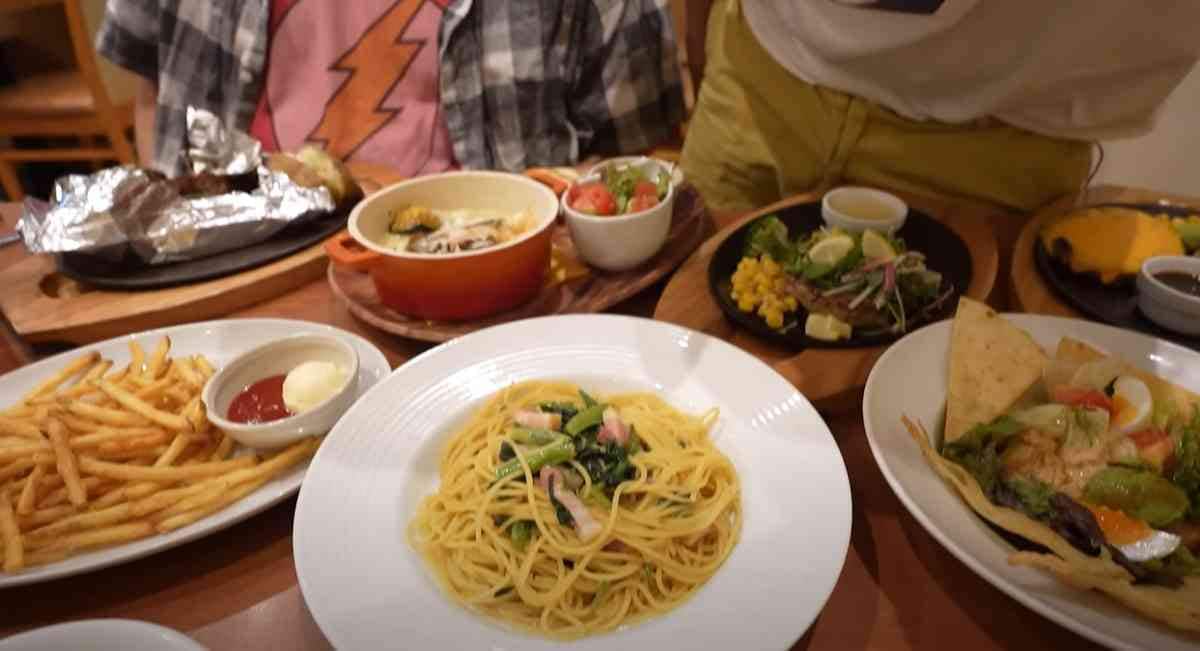 【ココス】迷ったときにオーダーしたいおすすめのサイドメニュー3選！定番ポテトやドリンクバーも