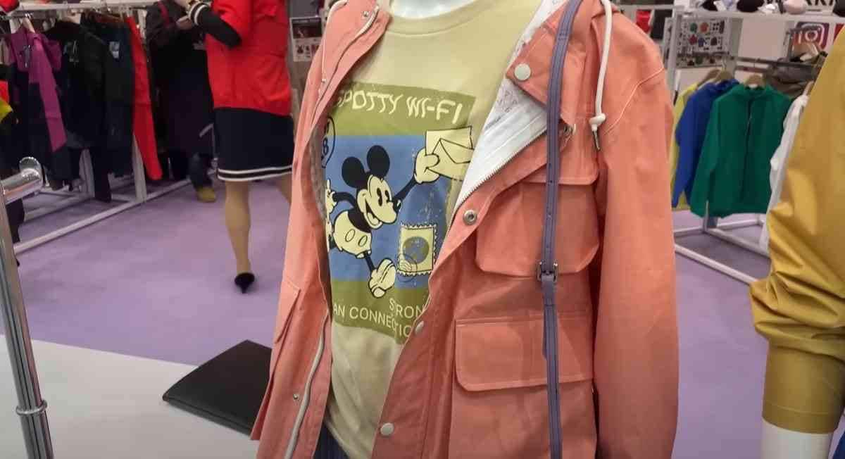 【ワークマン】春の新作「本格レインウェア」3選！女子も使えるマウンテンパーカーは雨でもおしゃれ◎