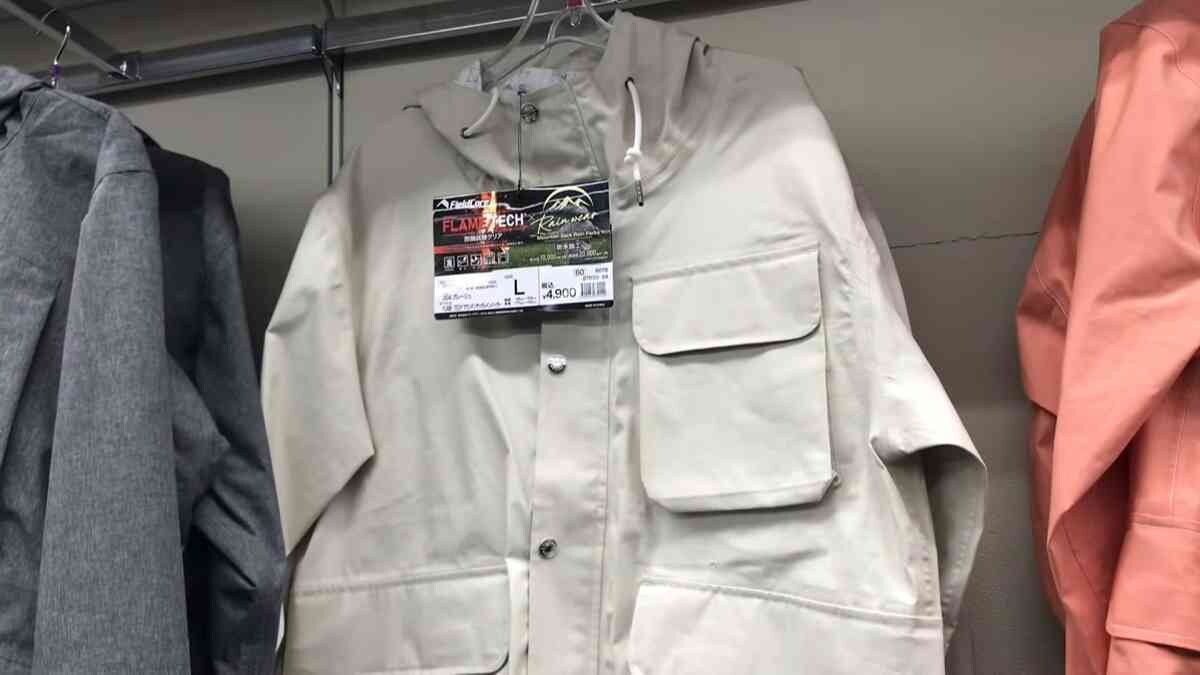 【ワークマン】フレイムテック新作のレインパーカーに注目！耐熱・耐水だから幅広く使える