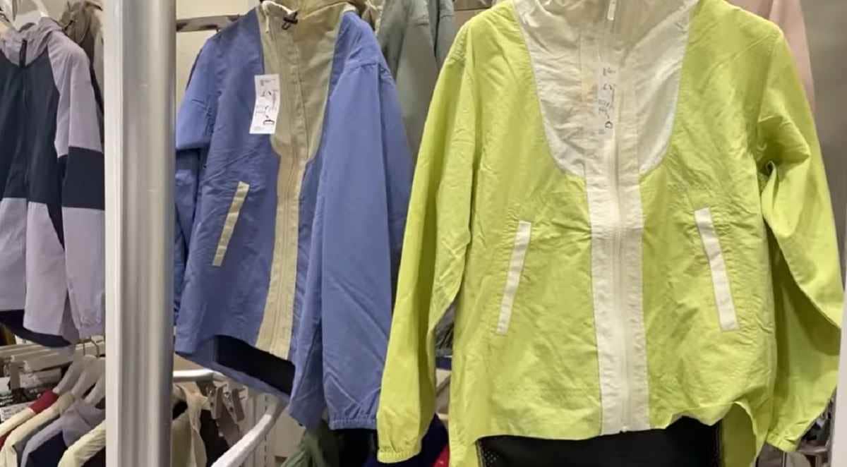 【ワークマン】ひとつで2役アイテムの「ウェア＆バッグ3選」！ポケッタブル仕様など高機能がそろう◎