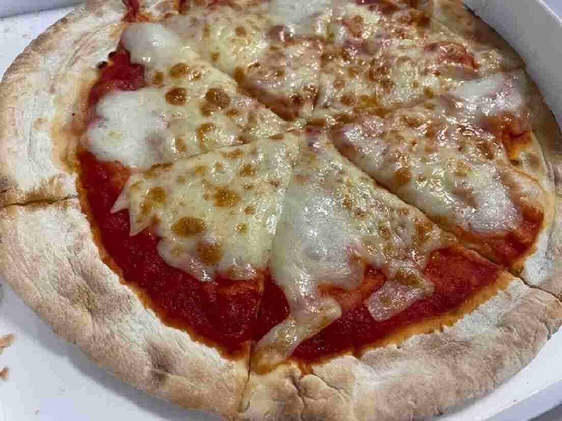 【サイゼリヤ】テイクアウトできるメインメニューはどれ？値段やカロリーなどピザを実食して紹介