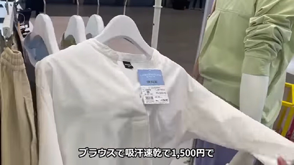 【ワークマン女子】大人の普段着におすすめな新作「ブラウス」が素敵！使いやすいポイントが満載で1500円