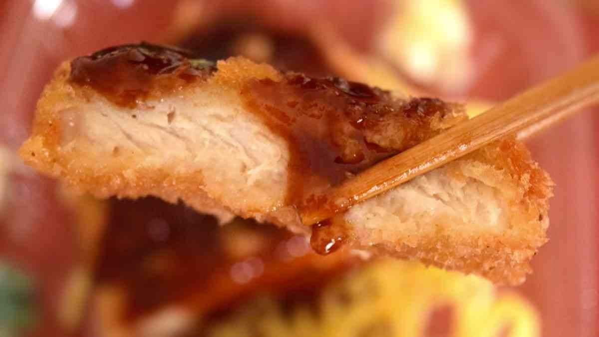 【ほっともっと】「ロースとんかつ弁当」は持ち帰ってもサクサク！値段やカロリー・コスパは？実食レポ