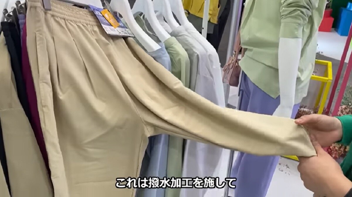 【ワークマン女子】撥水＆防汚機能で話題！キレイめ「タックパンツ」はヨゴレに強い！マニアおすすめの新作
