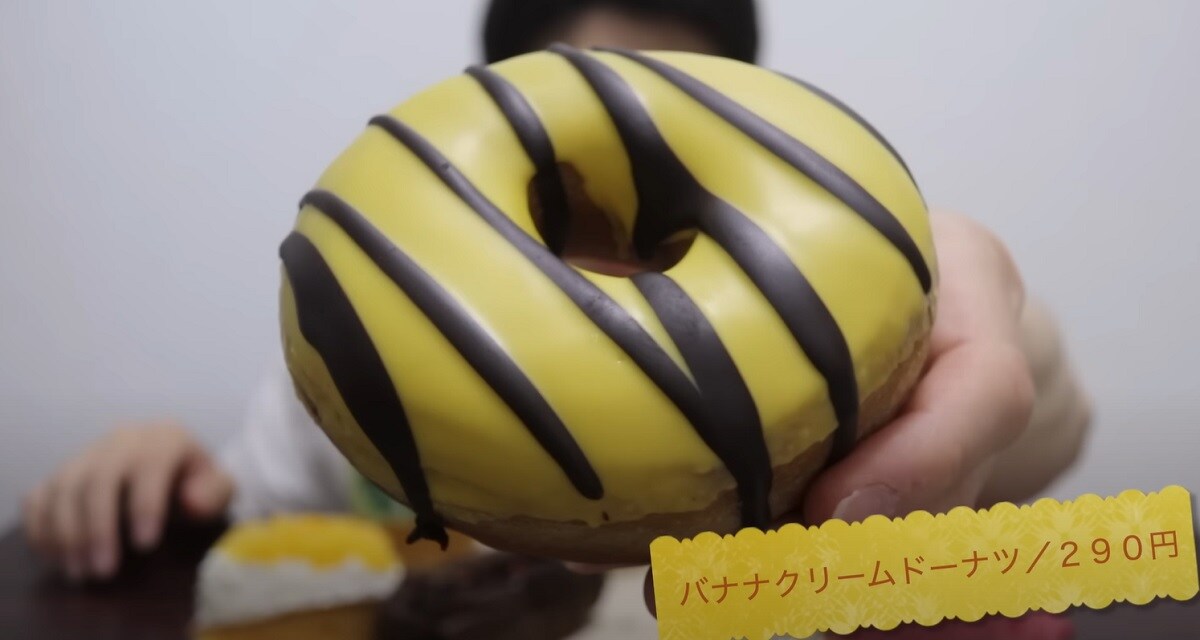 【スタバ】最新ドーナツが美味しすぎる！イチゴ＆チョコバナナ好き必見のカフェスイーツ《2023新商品》