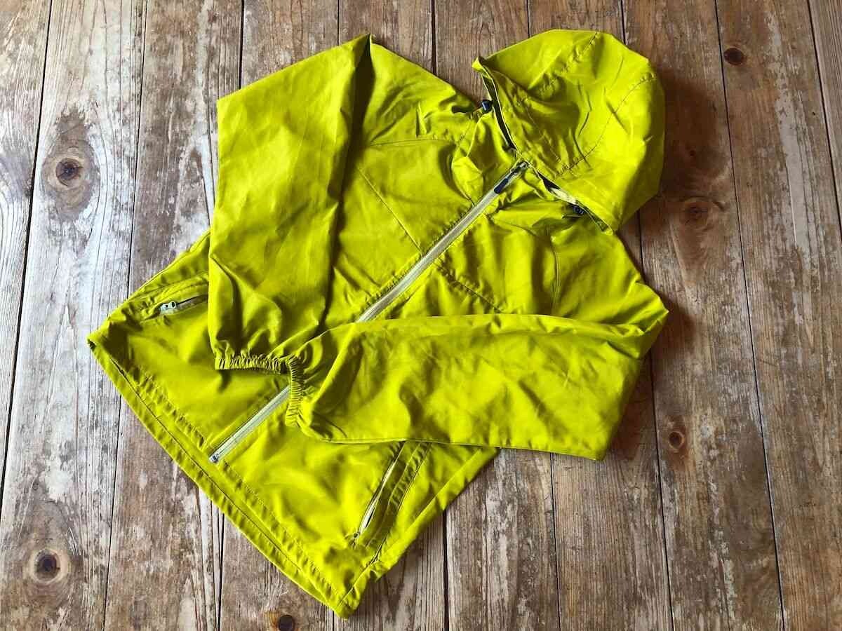 【ワークマン女子】初夏のキャンプや街着に使える！レインジャケットや耐久撥水のライトアウターランキング