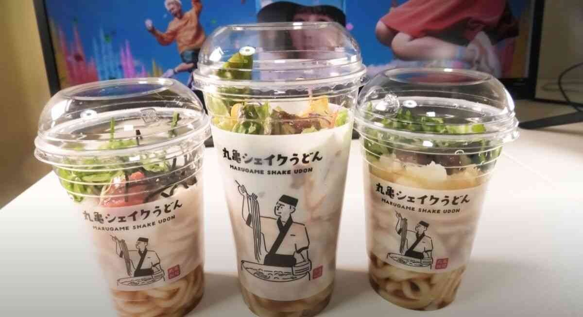 【丸亀製麺】話題の「シェイクうどん」おすすめ3選！カップに入ったオシャレメニューはどう食べる!?