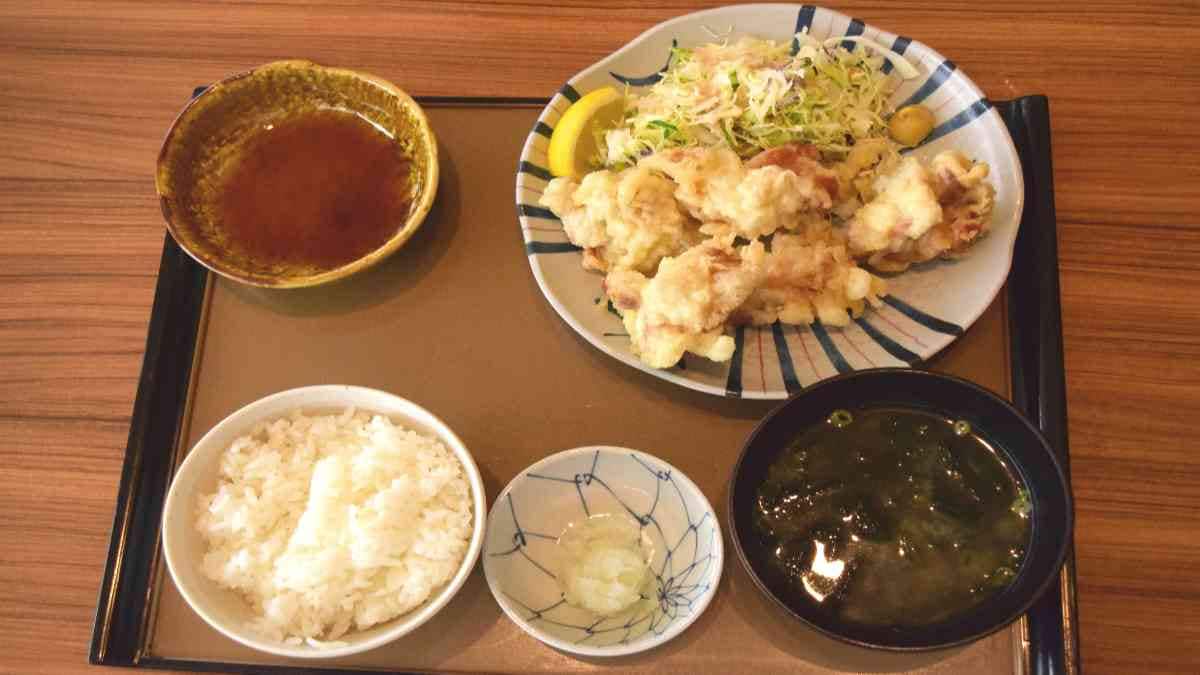 【やよい軒】5月の新メニュー「とり天定食」はがっつり派におすすめ！持ち帰りできる？おかわりは無料？実食レポ
