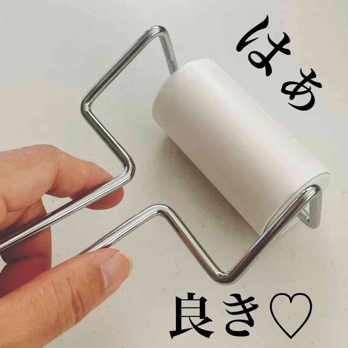 【ダイソー】インスタグラマーが買ってる掃除グッズ3選！大ヒットの粘着クリーナーも110円！