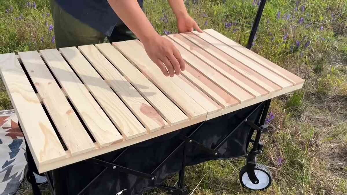 【キャンプグッズ】を買うときの参考に◎人気記事週間ランキング！1位はコールマンとの相性がいいホムセンギア