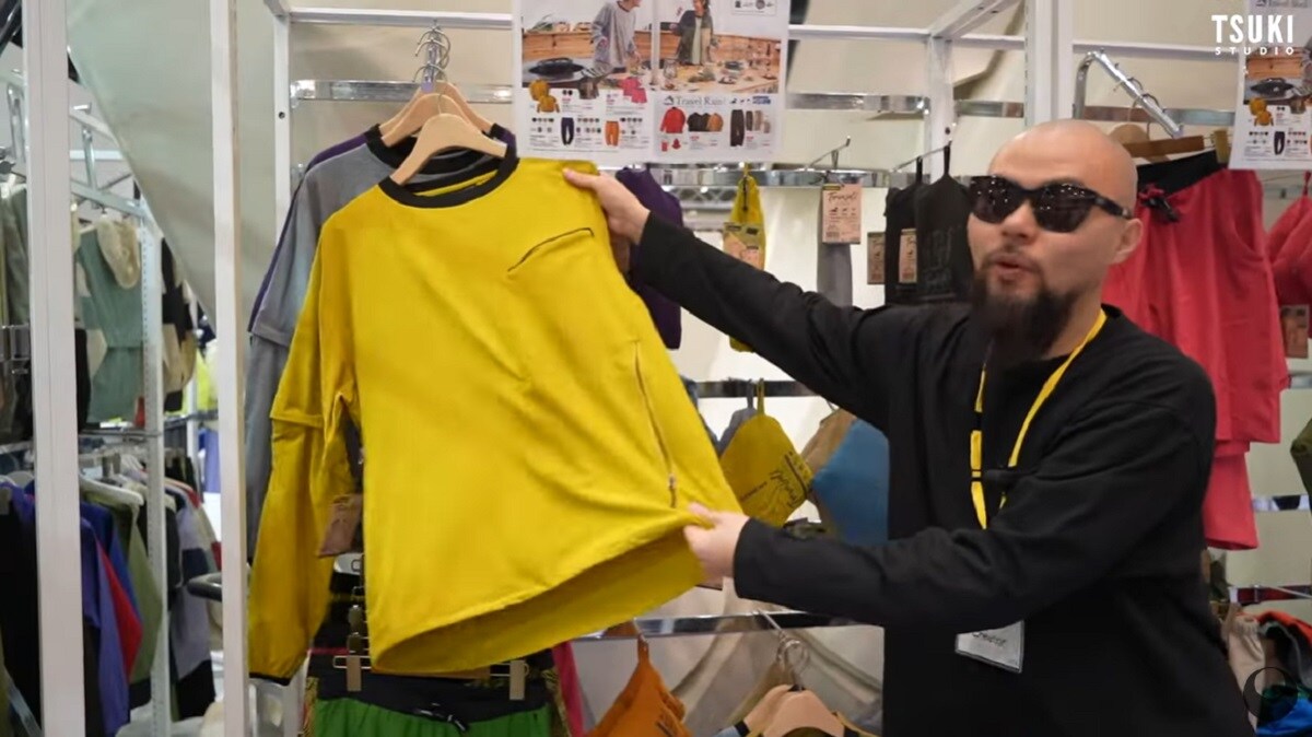 【ワークマン】梅雨や雨の日に使える！「耐久撥水トラベルシェルピステ」は2WAY着られて1900円と高コスパ